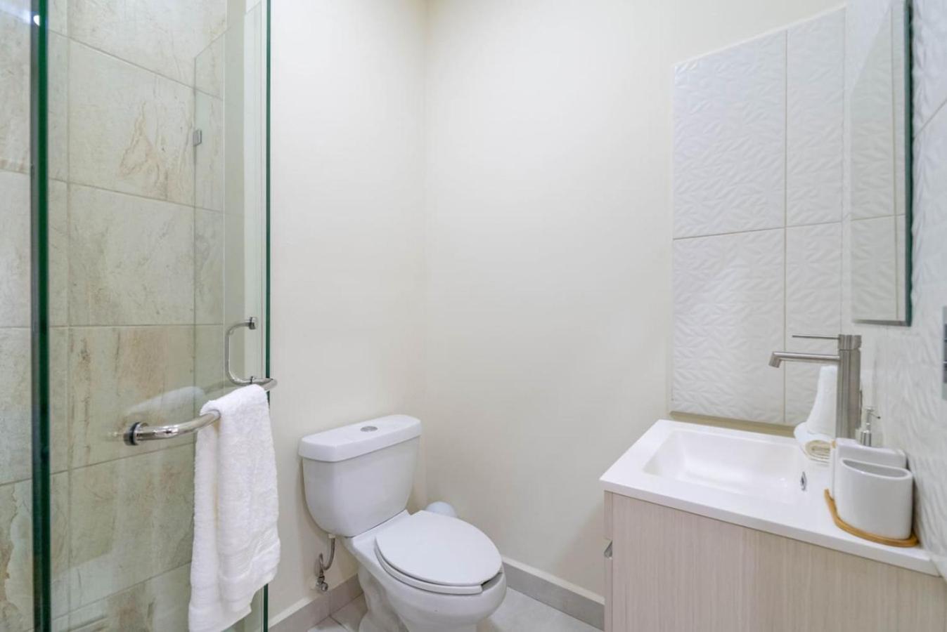 2 Bd With Balcony Gym Rooftop Pool Сasa de vacaciones Playa del Carmen